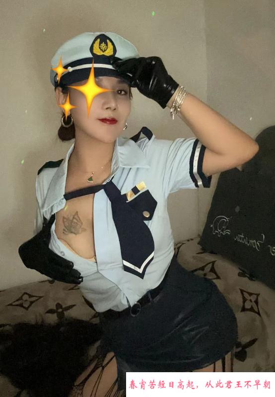 罗湖制服少妇 第2张