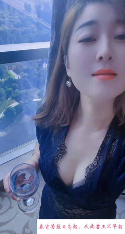 武昌大胸婷婷 第1张