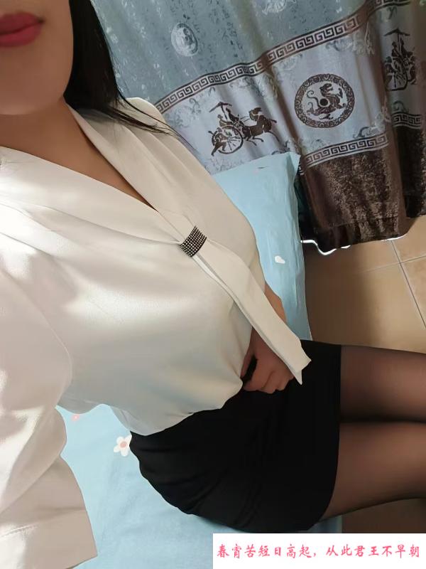 身材一流的晓明老师 第3张