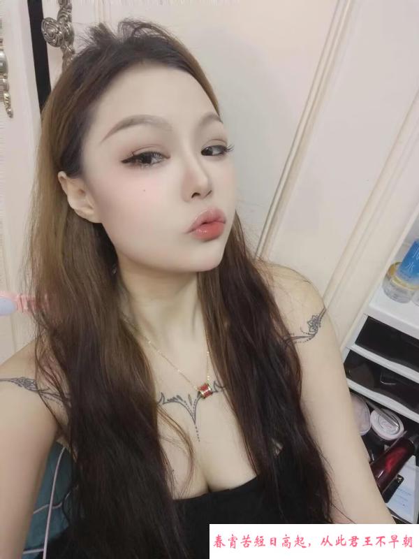 气质优雅大胸朵朵 第2张