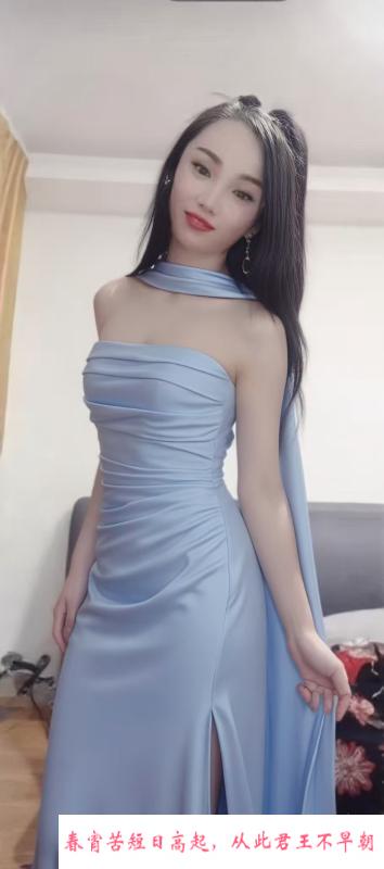 大胸服务控骚货 第1张
