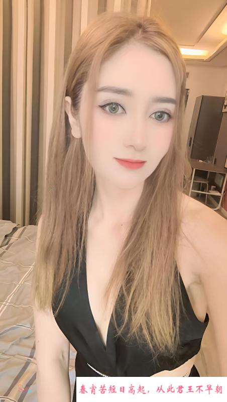 异国风情妹子 第1张