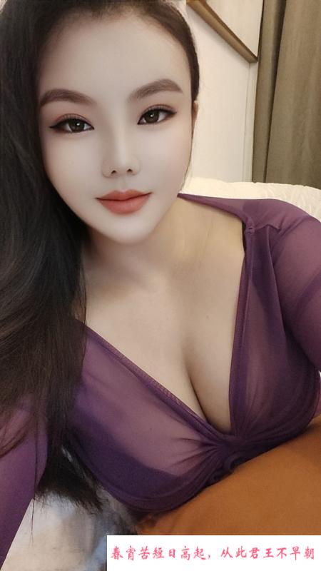蛇吻服务型大奶大臀 第2张