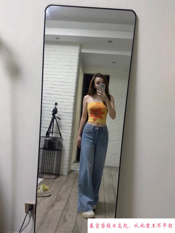 细腰美女Tina 第3张