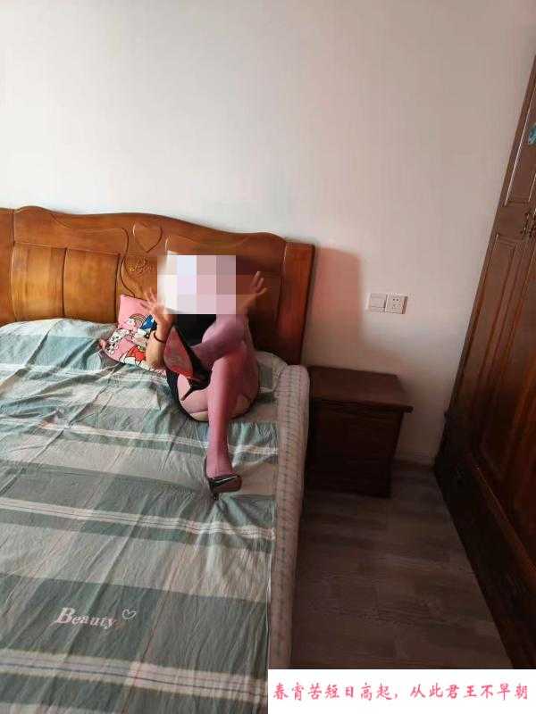性感骚妇口活极好 第2张