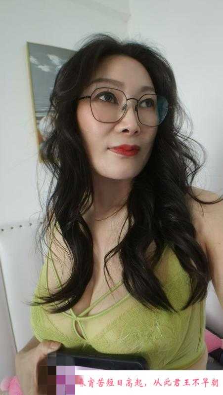 罗湖潮喷少妇 第2张