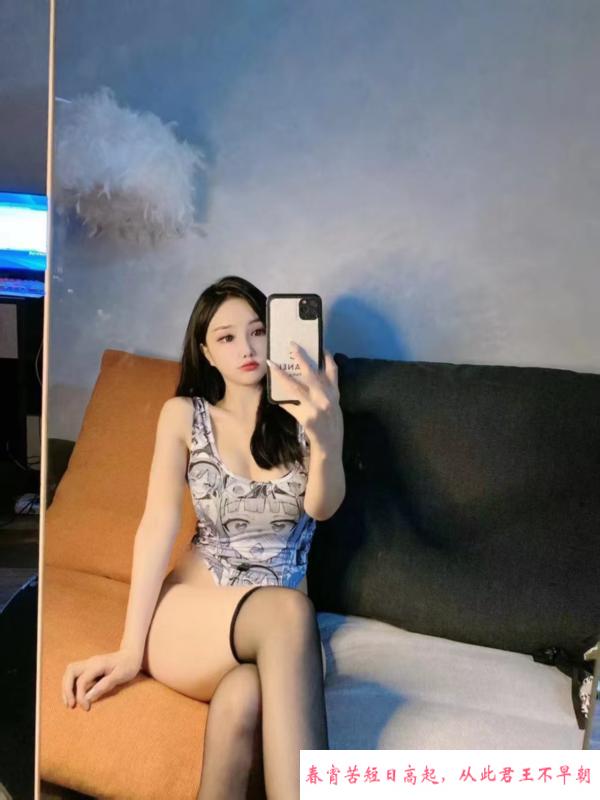 出击一字马小姐姐 第3张
