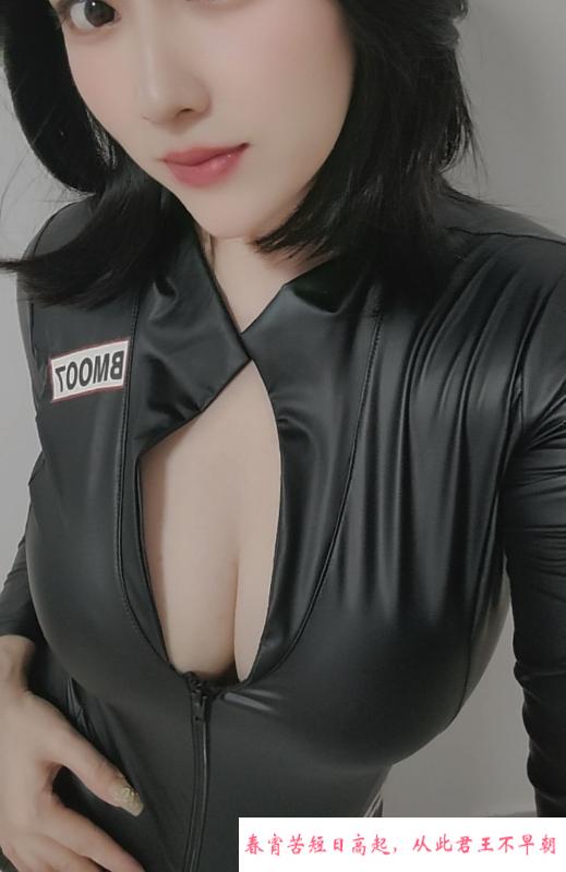 大胸气质美女 第4张