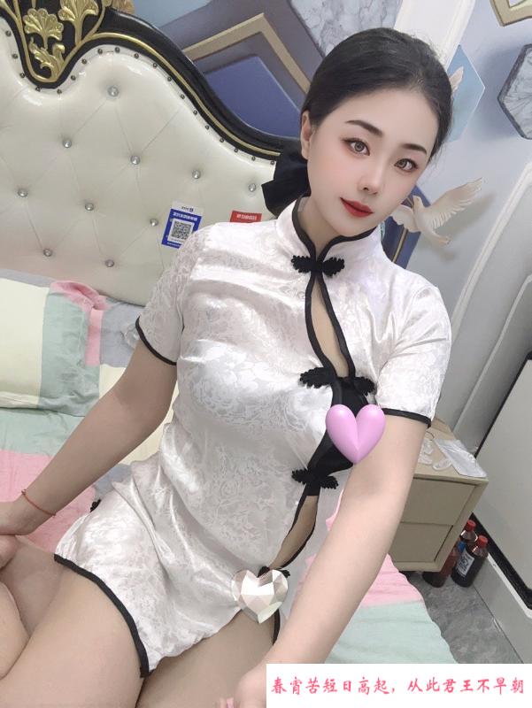 园区白嫩妹子 第3张