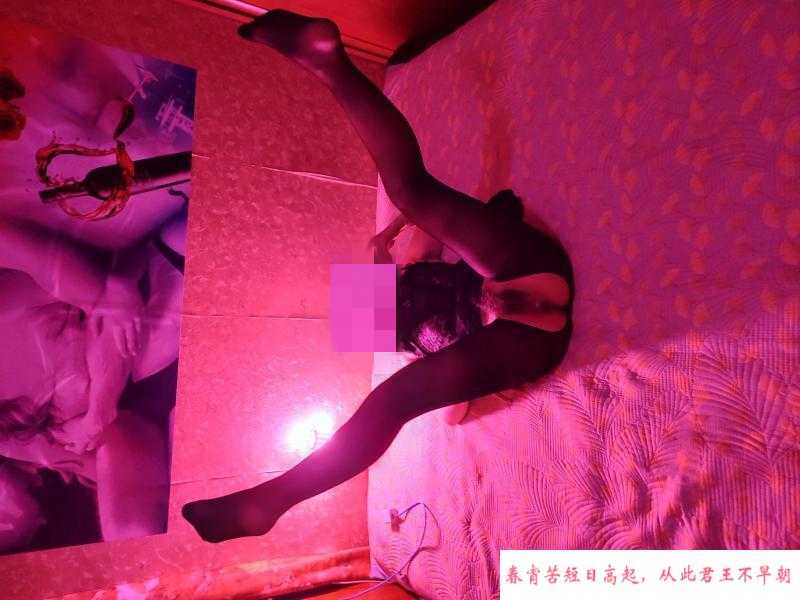 服务控风骚少妇 第3张