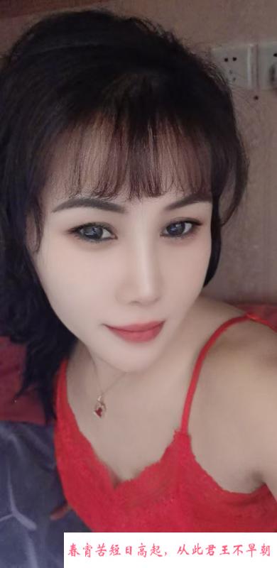 丰满大胸熟女 第1张