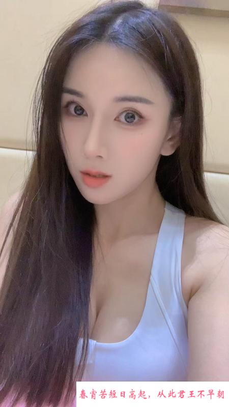 丰满翘臀薇薇 第1张