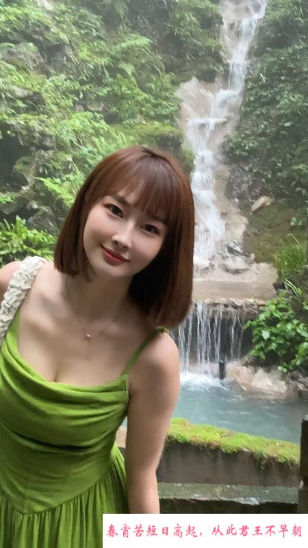 兼职美女小妮 第2张