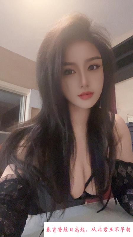 前凸后翘白苏妹 第1张
