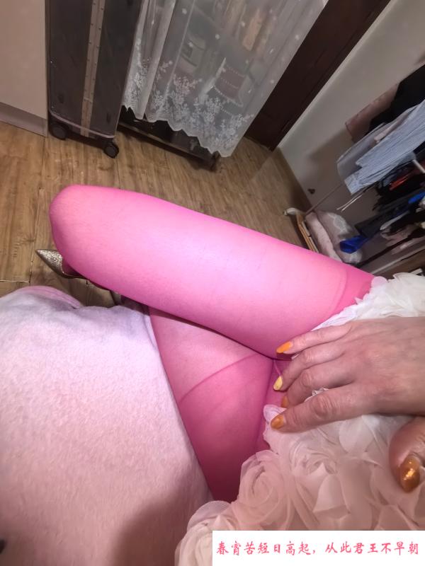 天府二街骚妇 第1张