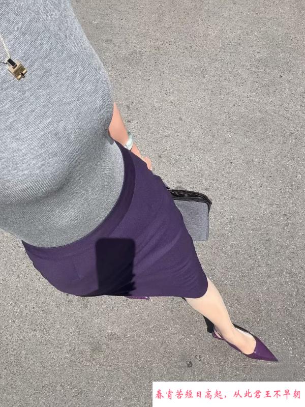 骚气十足的少妇 第1张