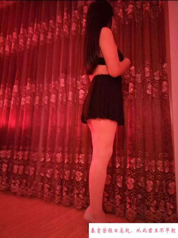 微胖少妇 第2张