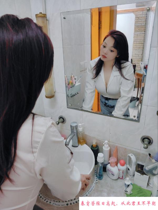 大战秦淮颖儿 第3张