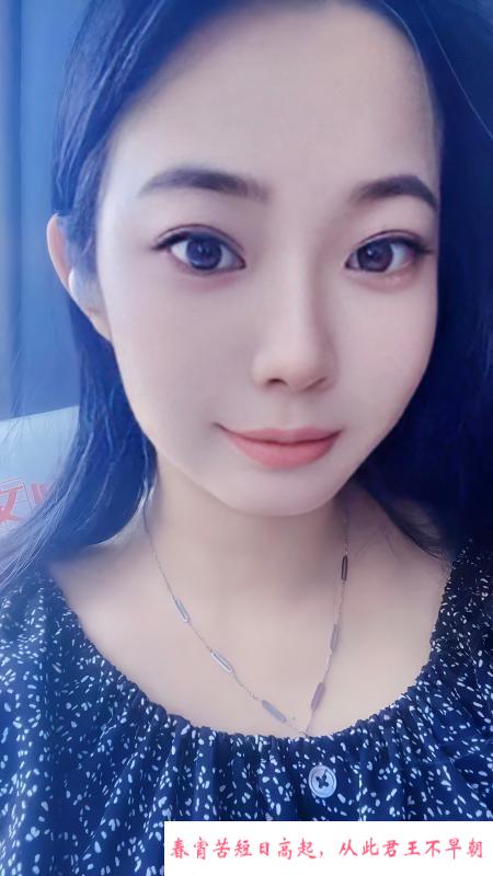 性感短裙美女 第3张