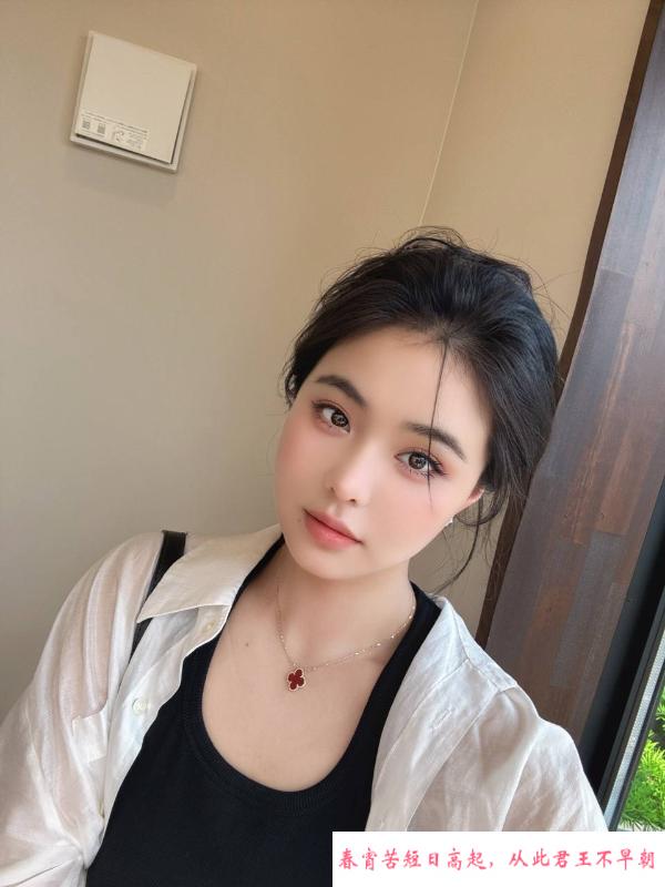 清纯颜值大胸女友 第3张
