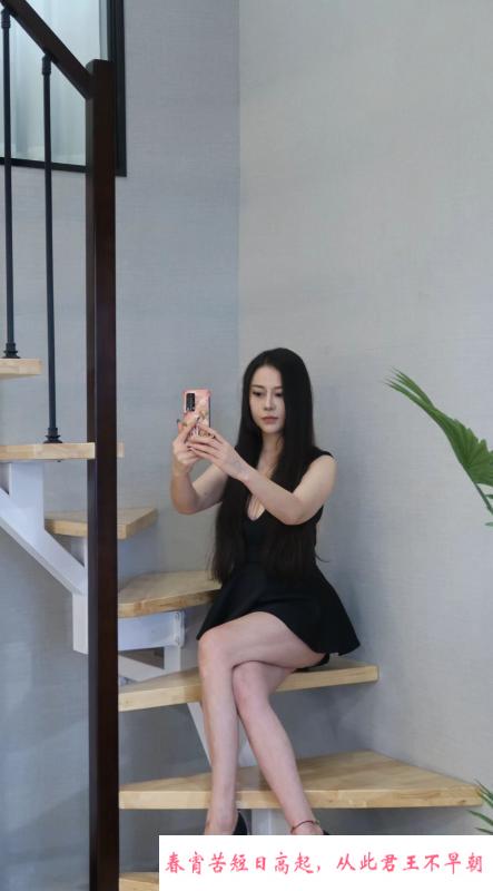 性感莞式天然大胸少妇 第3张