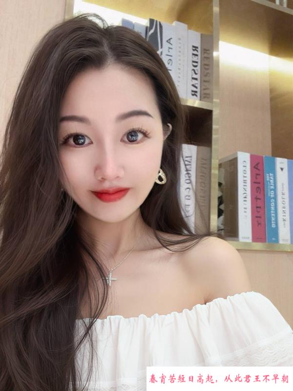 禅城蜜桃臀美琪 第1张