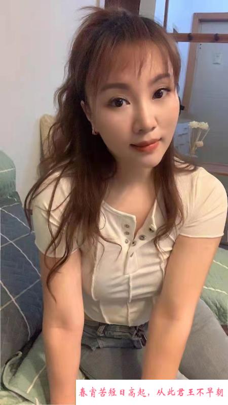 一字马小姐姐 第1张