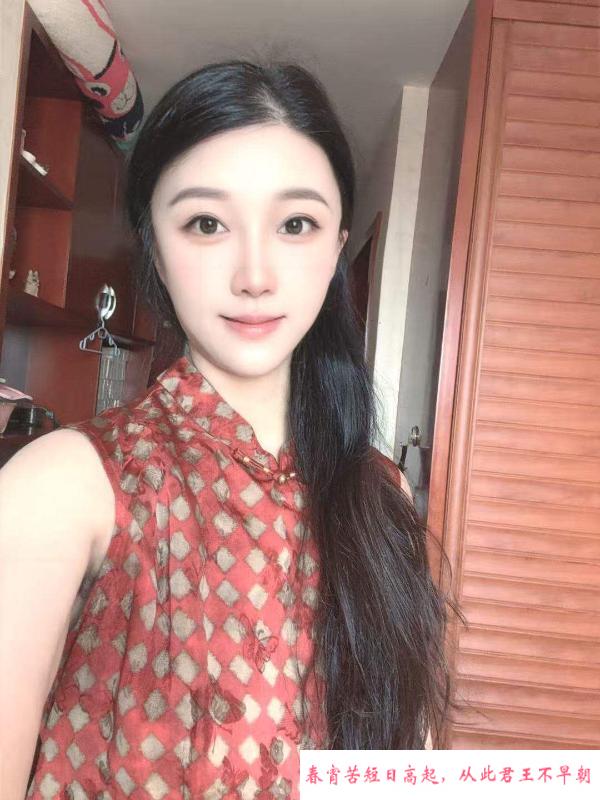 光谷高挑小仙女 第1张