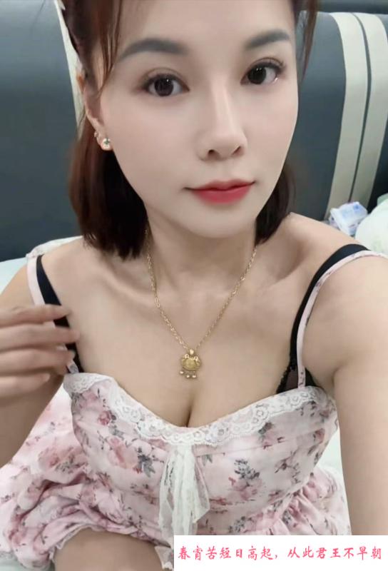 滨江性感丰满大嫂 第3张