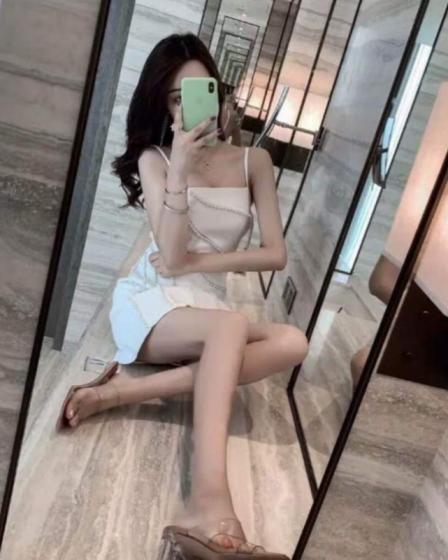 东二环泰禾年后开工新妹子莫妮卡 第1张