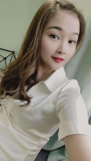 张府园气质美女水多 第2张