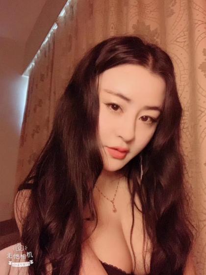海珠区制服超多的Sisi 第2张
