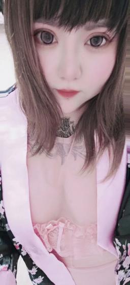 微胖纹身妹 第3张