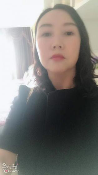 同德广场大胸熟女 第3张