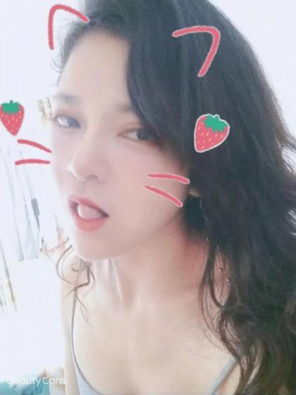 性价比不错的半套美女 第3张