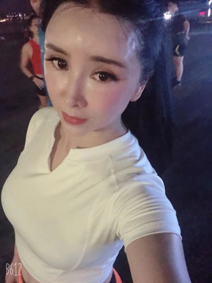 验证鼓楼区宝马小姐姐 第1张