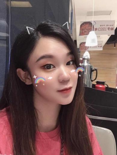 云岩区妹子柔儿 第2张