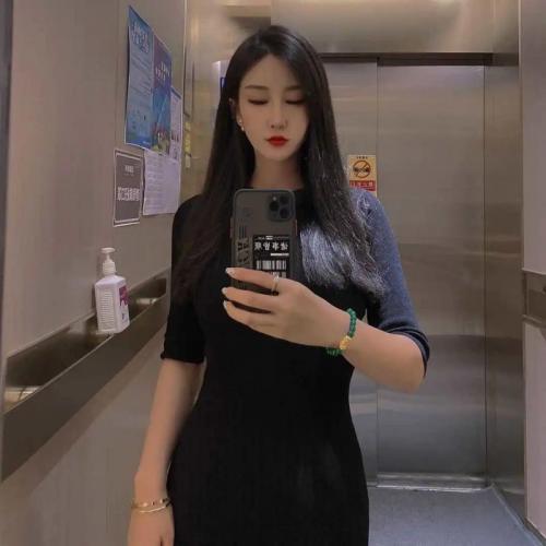 167性感御姐回归 第1张