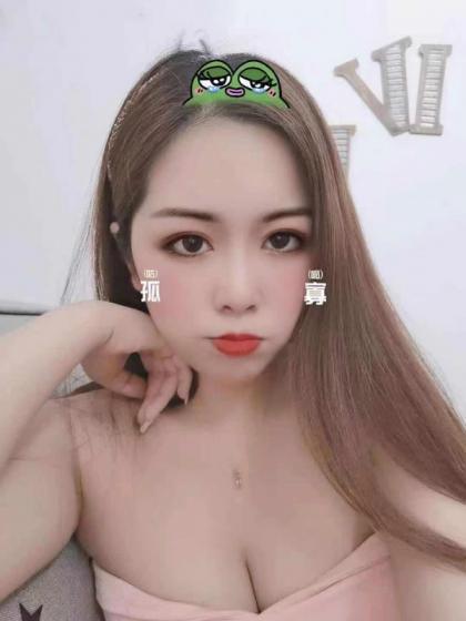 新街口小乔3点粉嫩妹 第1张