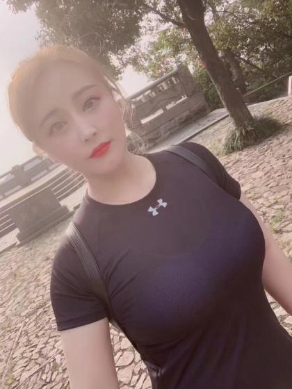 园区大胸 第1张
