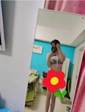 性价比熟女 第2张