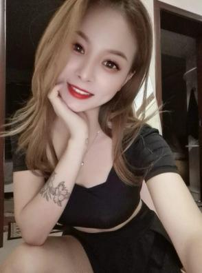 身材不错又很配合的小姐姐 第1张