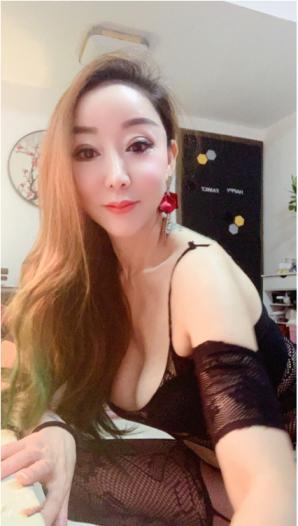 福田石厦服务系御姐 第1张