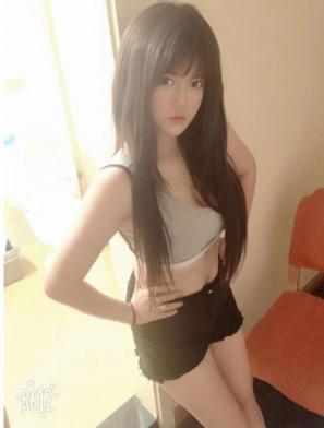 宝丽金大胸小姐姐球球 第1张