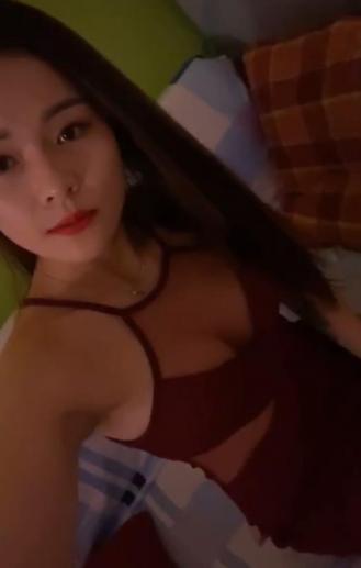 天河温柔性感的欣儿 第1张