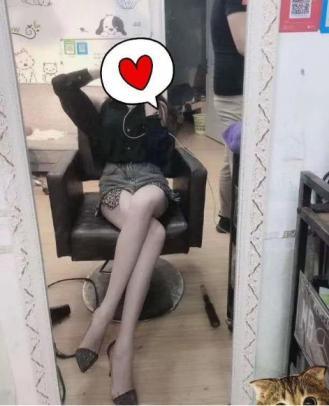 验证大胸长腿小姐姐薇儿 第1张