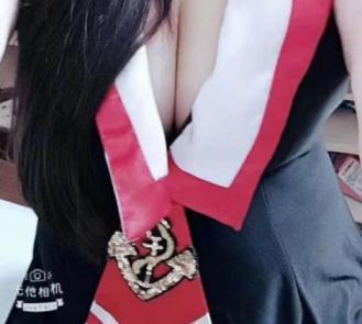 啵啵妹子胸大 第2张