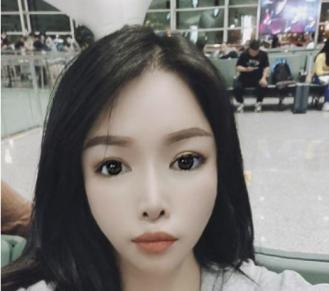 温柔小御姐的漫妮 第1张