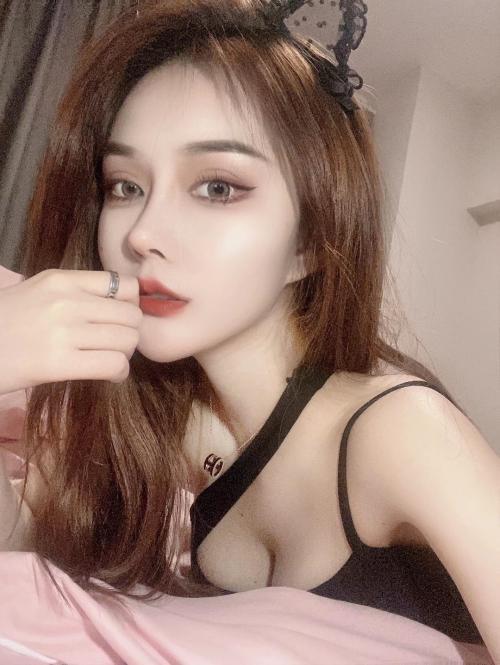 兼职小妹,性感诱人,水多多,口活好 第1张