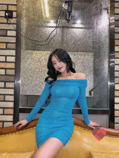 小辣妹逼紧水多身材高挑漂亮 第2张